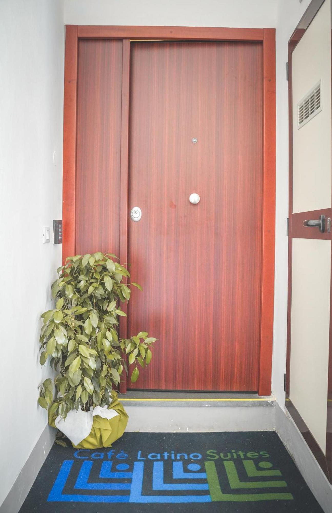 Cafe Latino Suites ซอร์เรนโต ภายนอก รูปภาพ