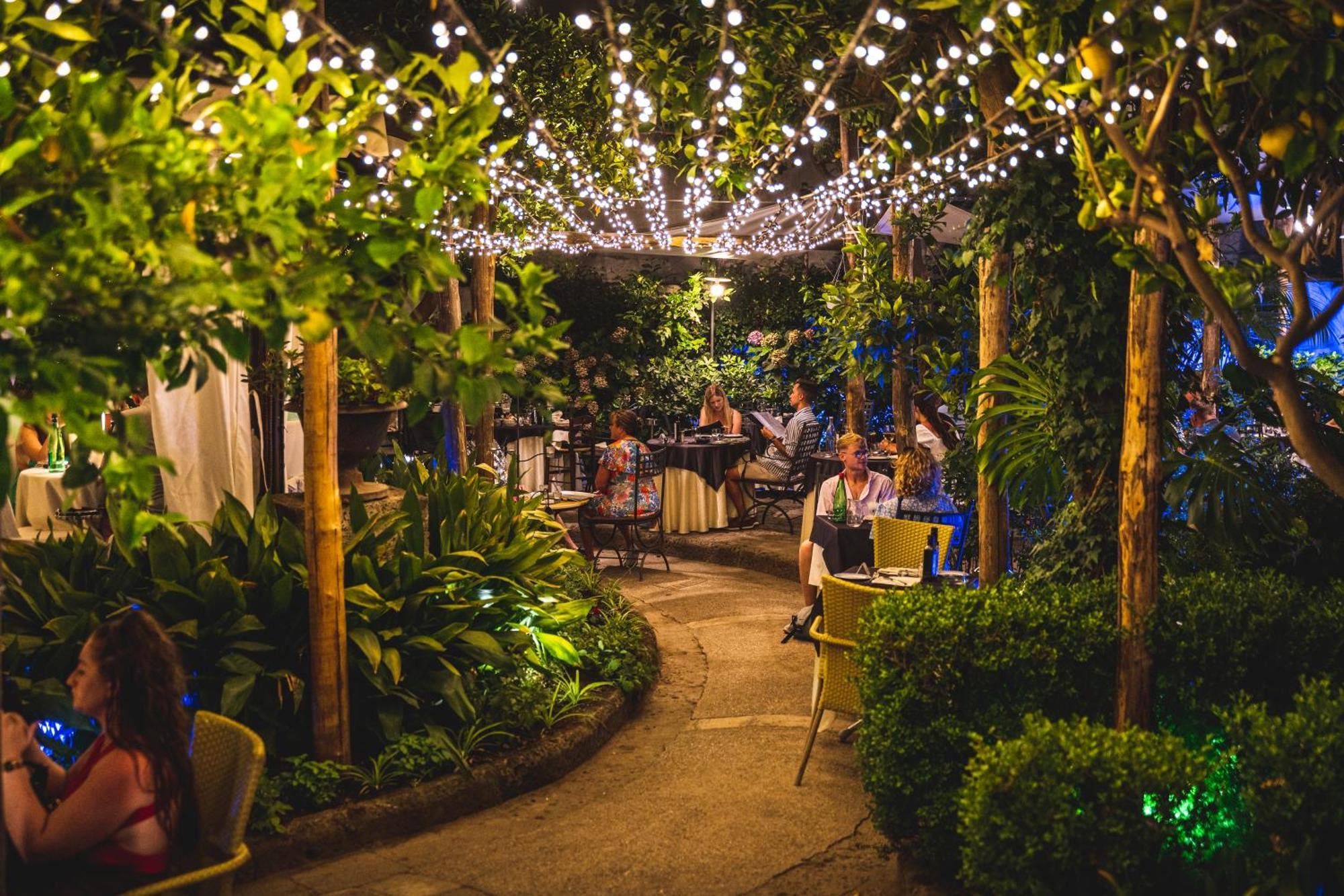 Cafe Latino Suites ซอร์เรนโต ภายนอก รูปภาพ